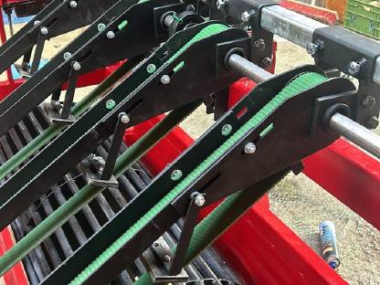 Bild 9:Bänderpflanzmaschine Bruno