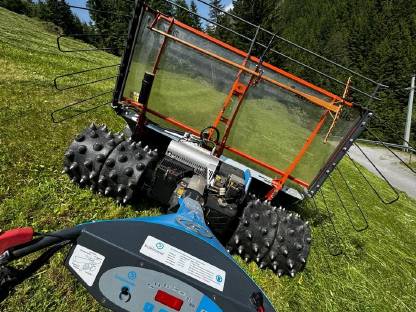 Abräumen von Steilflächen mit Brielmaier