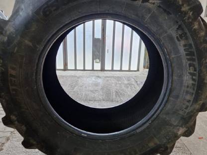Reifen Michelin 650/65R38 und 540/65R28