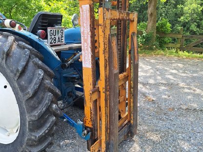 Bild 2:Fordson Super Dexta, Frontlader, ohne Heckstapler
