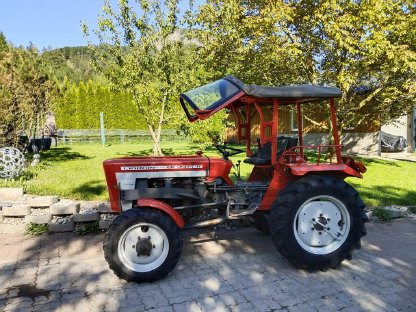 Bild 2:Lindner 350 SA Traktor