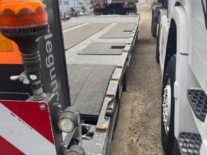 Bild 4:Goldhofer TU3