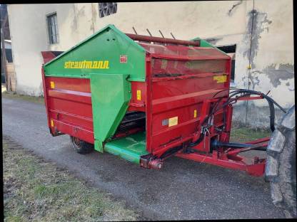 Blockverteilwagen Strautmann Futterwagen Futtermischer