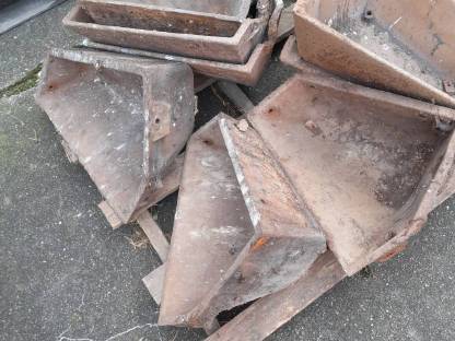 Bild 5:Fütterung Schweinestallzubehör