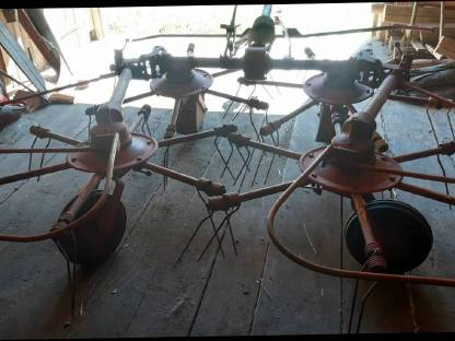 Bild 3:Kreiselheuer Zetter Heuwender Niemeyer HR 462