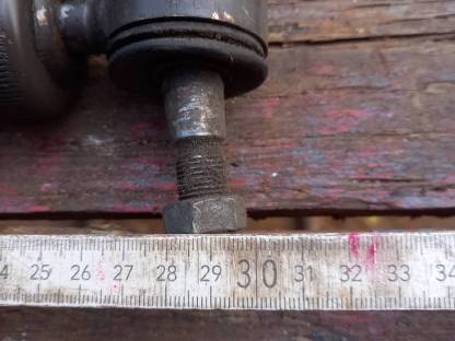 Bild 3:Lenkzylinder MF Traktor