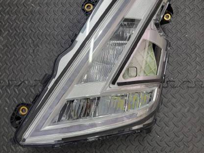 VOLVO FH Scheinwerfer LED links