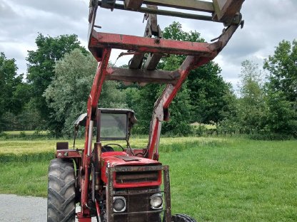 Bild 3:Massey Ferguson 165
