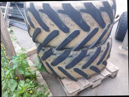 Bild 2:Traktorreifen Michelin 440/65 R24