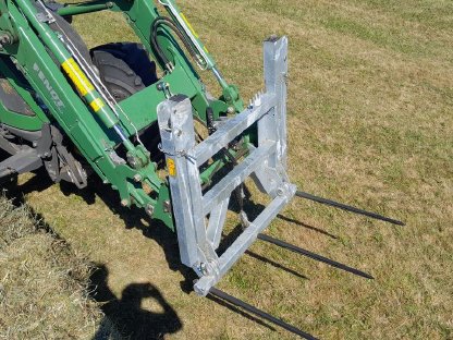 Bild 2:Ballengabel Fliegl