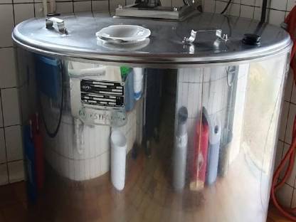 Bild 2:Milchtank 850 l