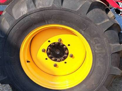 Reifen mit Felge für Steyr Fendt Lindner T 84 420/70 R24
