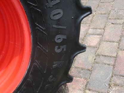 Bild 4:Reifen