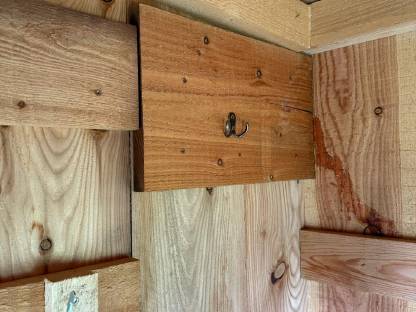 Bild 4:Hochstand, Kanzel Reviereinrichtungen Lärchenholz