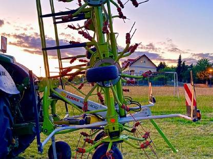 Bild 3:CLAAS Volto 1100 - Zetter, Heuwender, Kreisler, Kreiselheuer