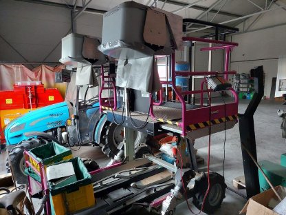 Bild 3:Erntebühne Windegger K4 Classic