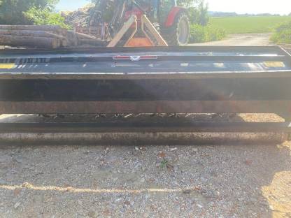 Bild 3:Palladino Heckmulcher