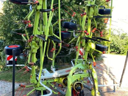 Claas Volto 900
