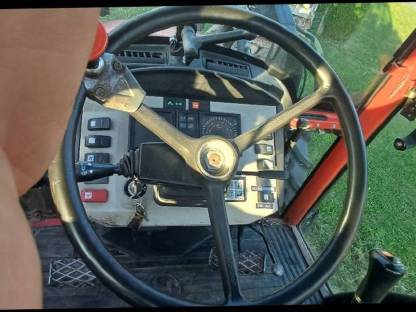 Bild 7:Lindner Geo 100 mit Frontlader