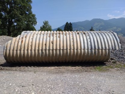 Bild 3:Wellstahlrohr, Durchlass, Tunnel