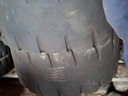 Staplerreifen 27x10-12 Magnum Vollgummi ohne Felge