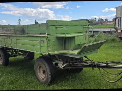 Bild 2:Brantner Anhänger