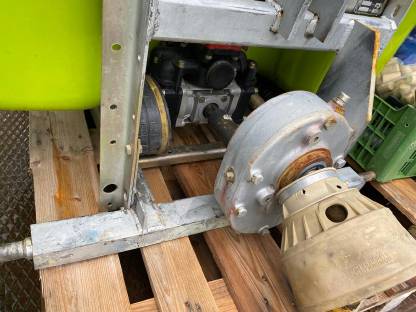 Bild 3:Fronttank Jessur 300 l