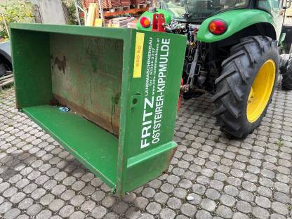 Hydraulisch kippbare Mulde