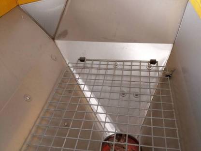 Neuwertiger Kunstdüngerstreuer 12 m breit