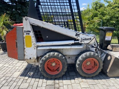 Bild 2:Bobcat Clark 130