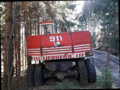 Bild 3:Radbagger Liebherr