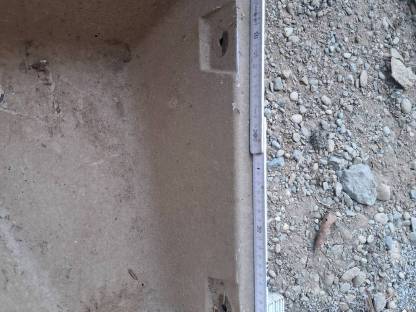 Bild 6:Futtertröge für Abferkelbuchten