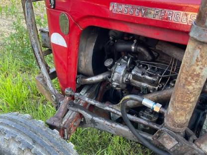 Bild 5:Massey Ferguson 35 3-Zylinder Diesel
