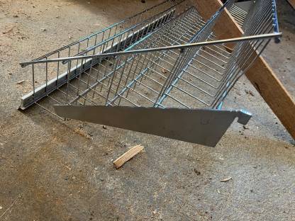 Bild 5:Metallregal Fächer und Rückwände ohne Steher