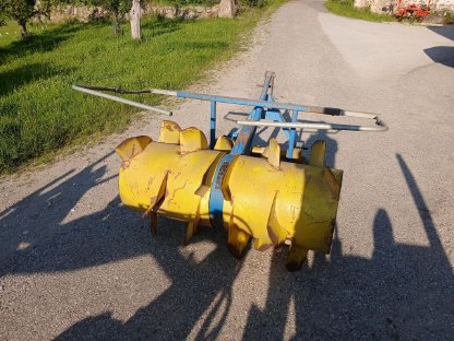 Bild 3:Reck Siloverteilerwalze