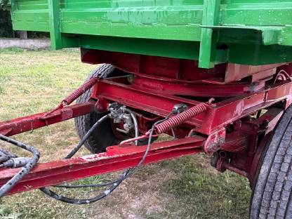 Bild 6:Kipper Anhänger Luftkipper 2-Achser und 3-Achser