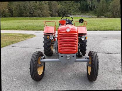 Bild 2:Oldtimer Steyr T 84