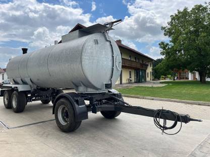 Bild 5:Zubringer Güllezubringer Tankanhänger