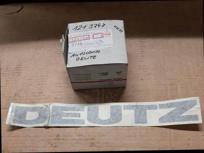 Deutz Aufkleber 121 3748