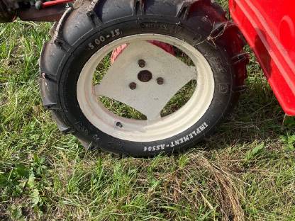 Bild 5:Bandrechen, Heuraupe pöttinger