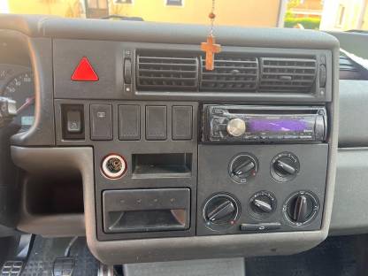 Bild 7:VW Kleinbus T4