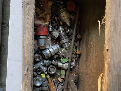 Bild 2:Hydraulikteile