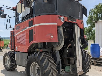 Bild 4:Traubenvollernter ERO 6175X