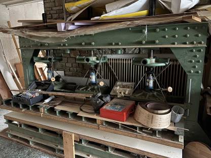 Spindelpresse, Furnierpresse