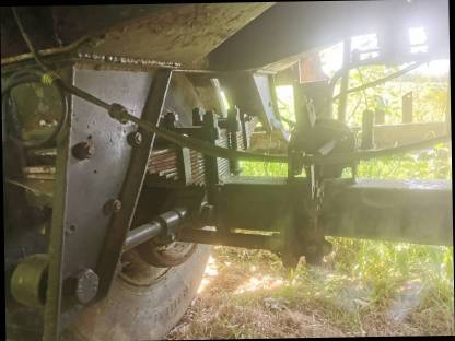 Bild 2:Zubringerfass Achsen