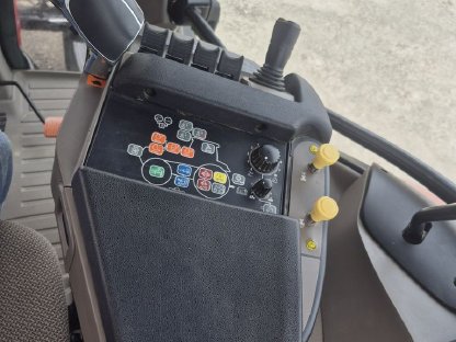 Bild 7:Traktor Case Maxxum Multicontroller EP