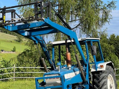Ford Dexta 2000-8