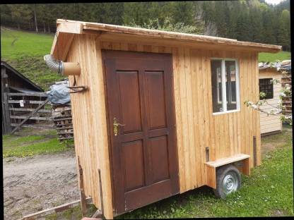 Bild 2:Jagdhütte