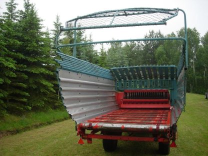 Bild 3:Mengele Erntewagen LW290 Super