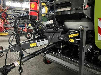 Bild 7:Claas Variant 465RC